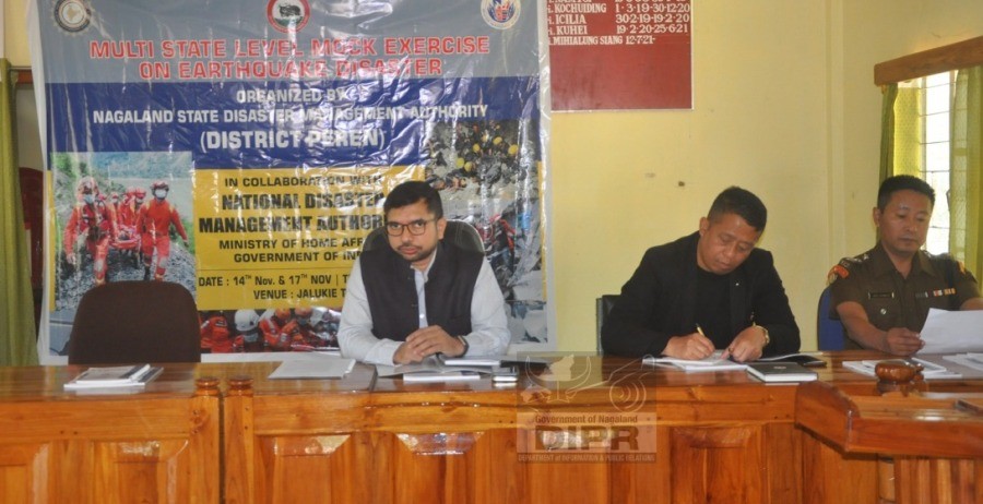 Table Top Exercise on Earthquake Scenario was held at ADC Office, Jalukie Town on November 14. (DIPR Photo) 